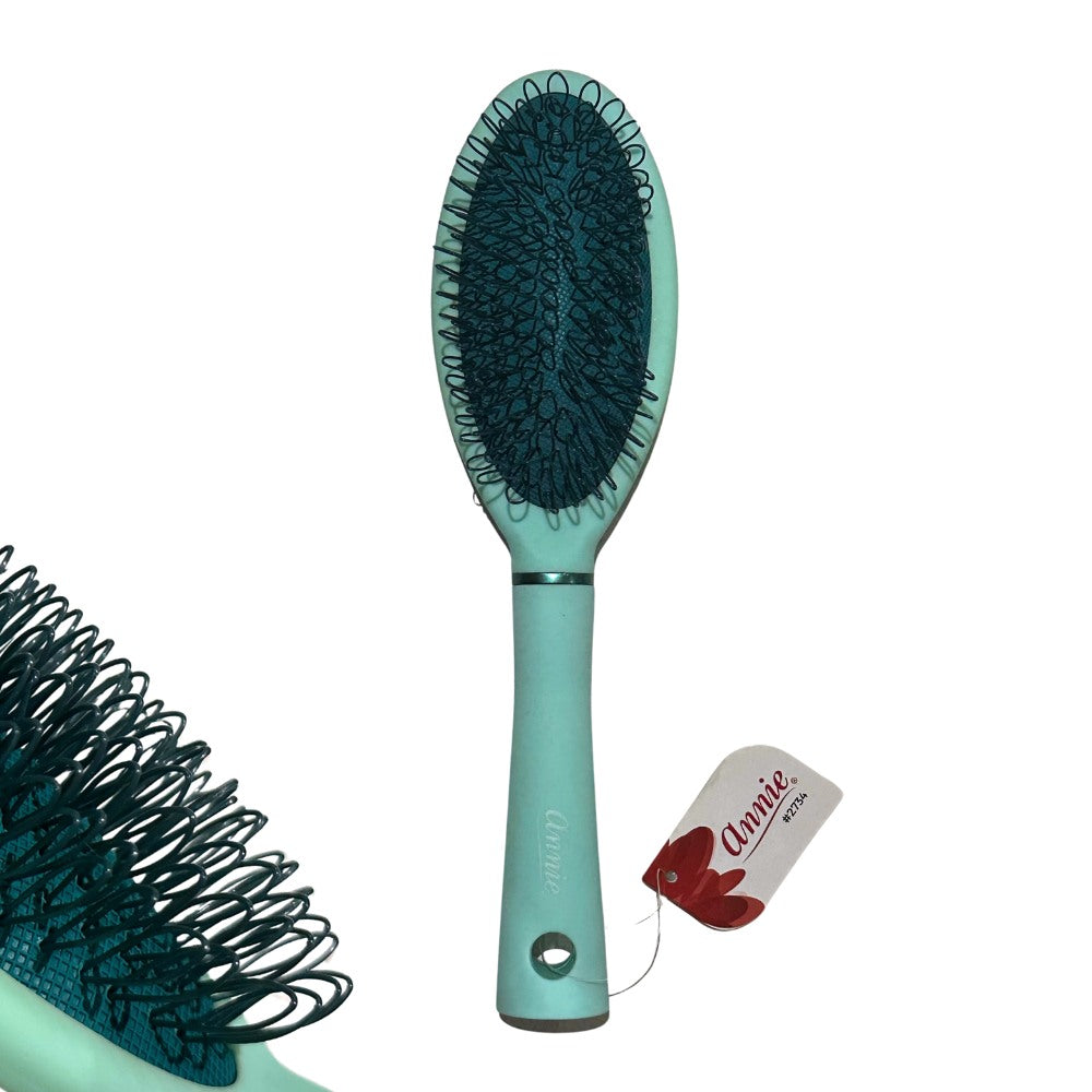 Annie Oval Cushion Brush - Blue